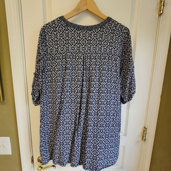 Blue and white lightweight blouse - Picture 4 of 5